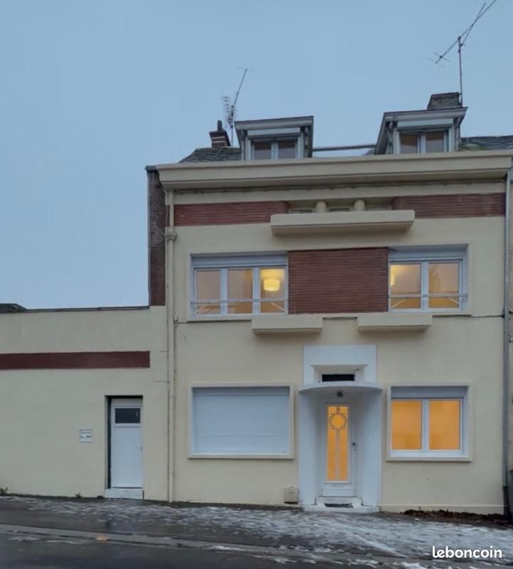 Maison 10 pièces 166 m² · à Hautmont · 166 m² · 266 000 €