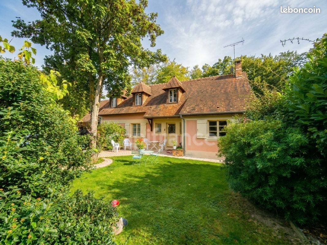 Maison 7 pièces 245 m² · à Giverny · 245 m² · 830 000 €