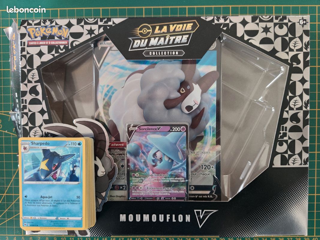 Lot carte géante Pokémon + 50 cartes Pokémon (image 1)