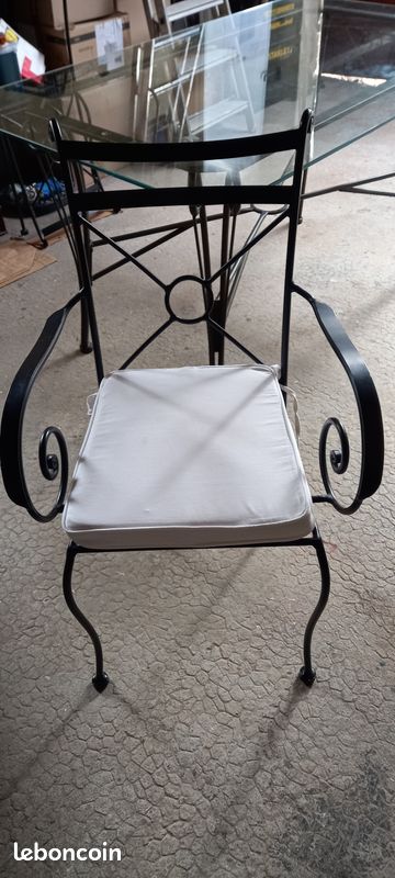 Table fer forgé (image 1)