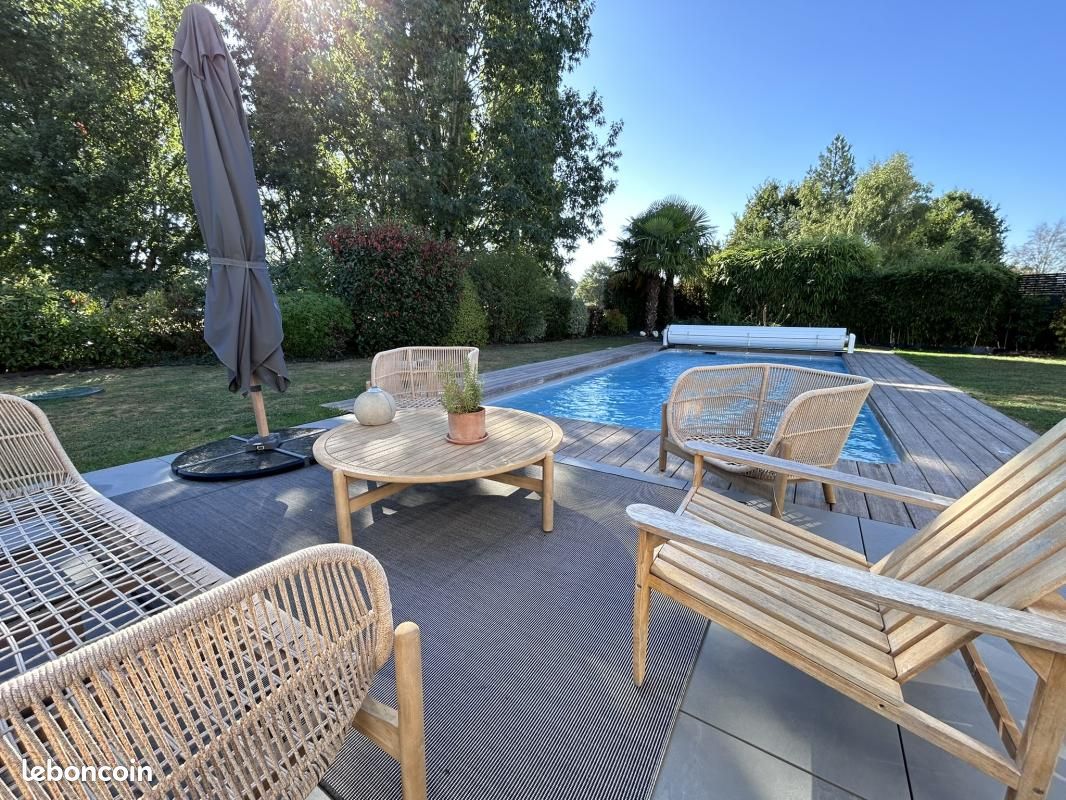 Maison 6 pièces 210 m² · à Bruz · 210 m² · 796 950 €