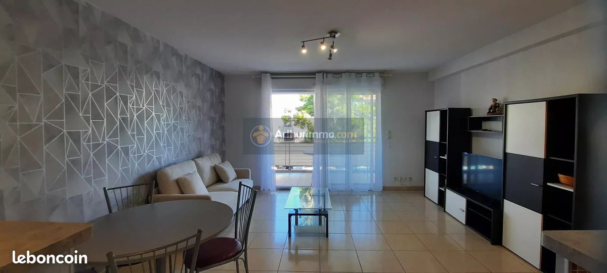 Appartement 2 pièces 50 m² · à Fréjus · 50 m² · 1 140 €/mois