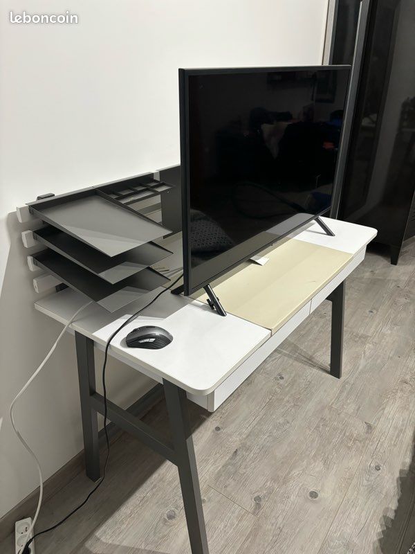 Bureau blanc bois et gris (image 2)