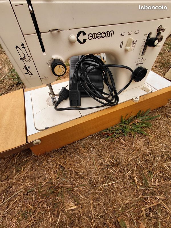 Machine a coudre Cosson (image 1)