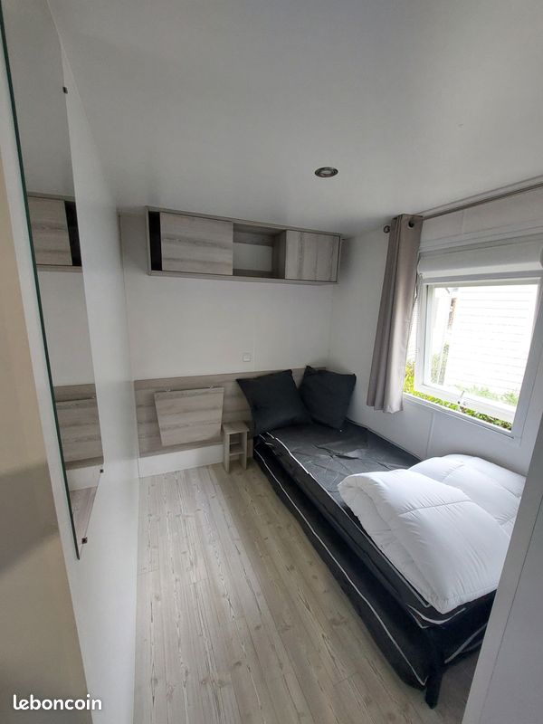 Mobilhome dans camping (image 4)