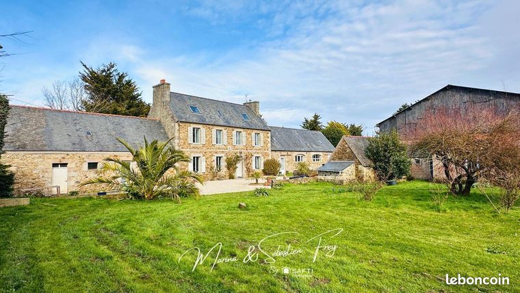 Propriété 11 pièces 300 m²
