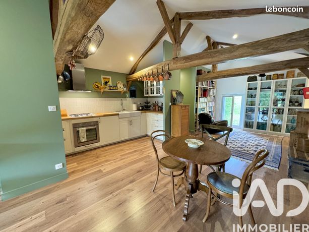 Maison 14 pièces 399 m²