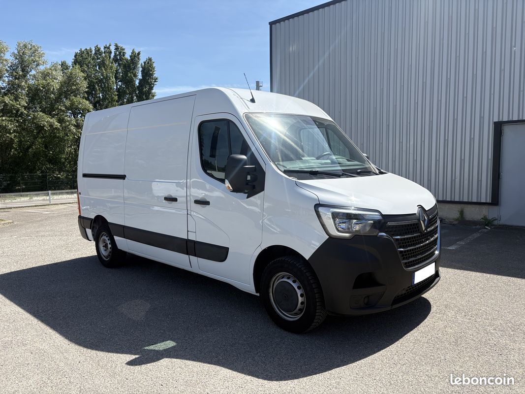 Renault Master Fg F3500 L2H2 2.3 Blue dCi 135ch Grand Confort (image 3)