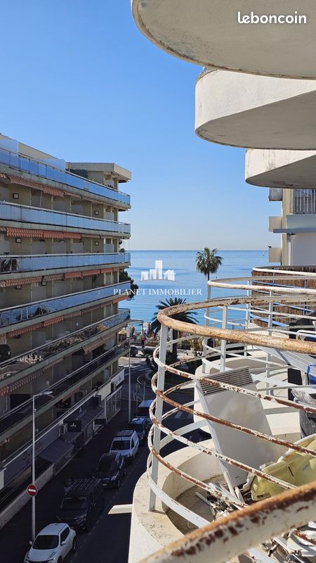 Appartement 1 pièce 27 m² · à Antibes · 27 m² · 160 000 €