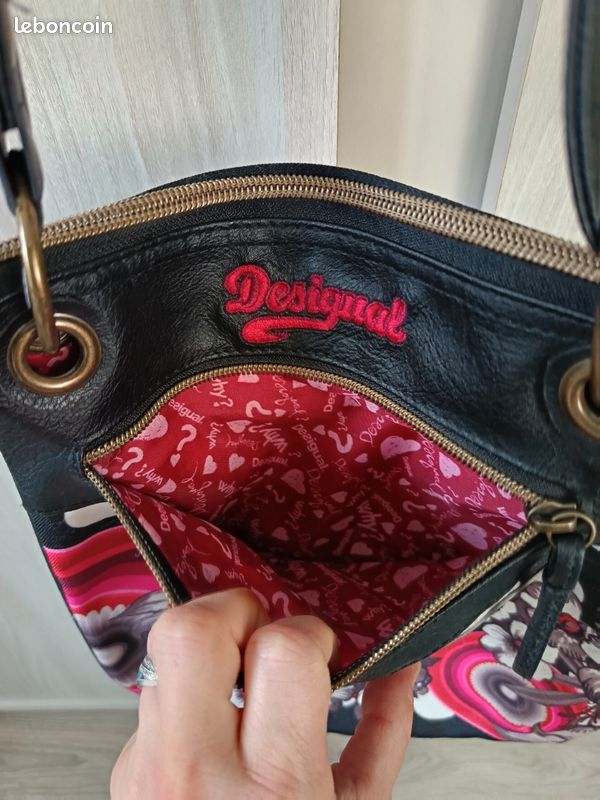 Sacoches Desigual Sac A Main Nouvelle Collection Sac Bandoulière