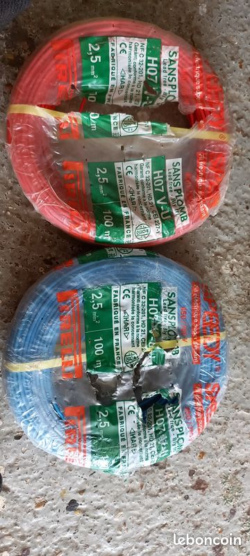 Fils de câblage électrique Pirelli, 2,5 mm², bleu et rouge, env. 150m en tout, 450/750 V (image 1)