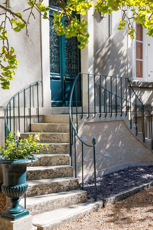 Maison 8 pièces 236 m² · à Joué-lès-Tours · 236 m² · 748 800 €