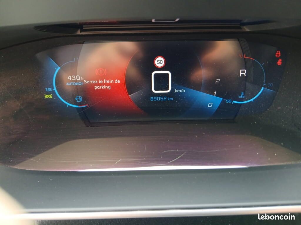 Peugeot 2008 (2) BLUEHDI 130 EAT8 ALLURE PACK (image 4)