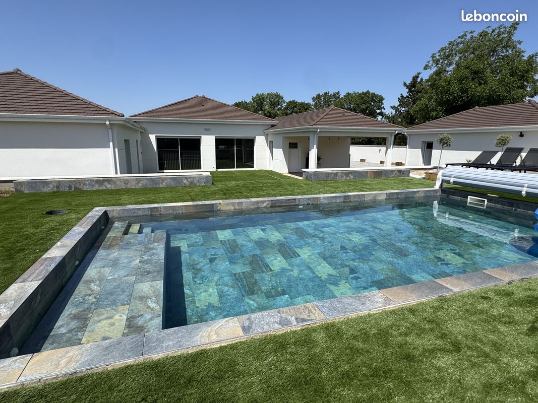 Maison 7 pièces 220 m² · à Avermes · 220 m² · 490 000 €