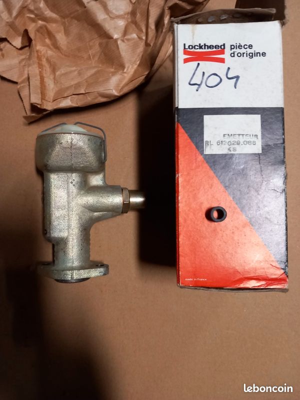Émetteur embrayage Peugeot 404 (image 1)