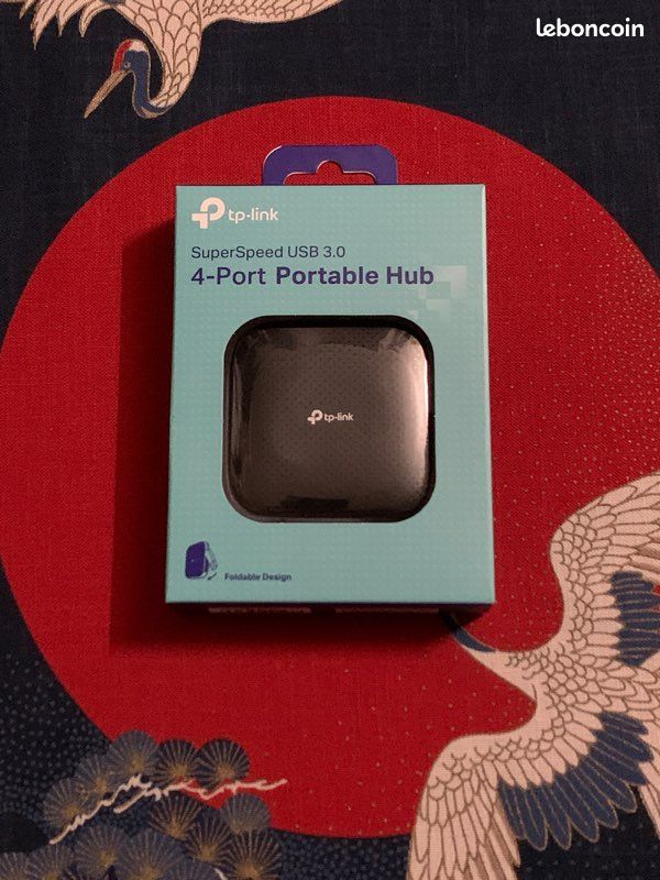 TP-Link SuperSpeed USB 3.0 4-Port Portable Hub (image 1)