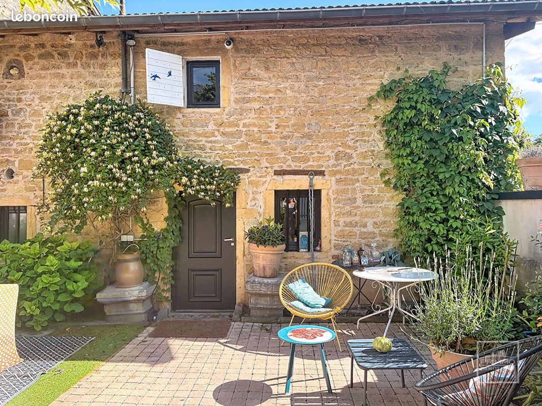 Maison 6 pièces 130 m² · à Saint-Didier-au-Mont-d'Or · 130 m² · 695 000 €