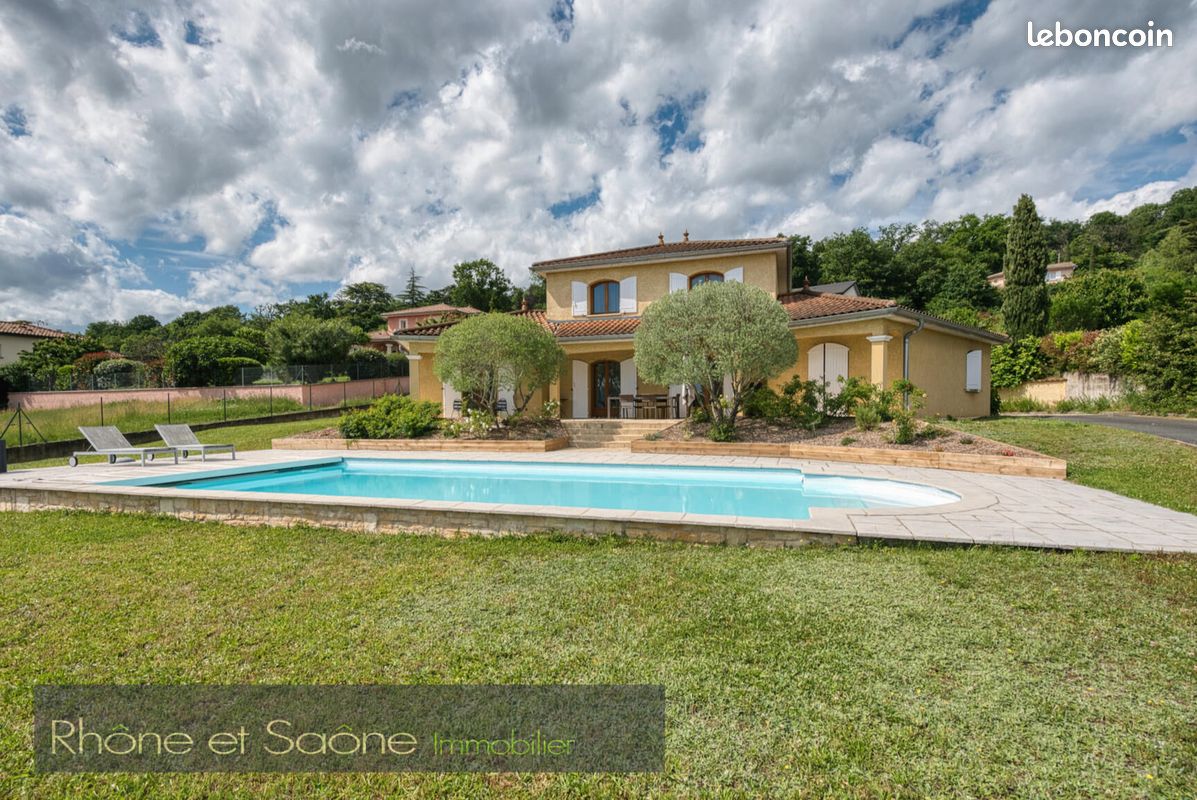 Maison 6 pièces 185 m² · à Reyrieux · 185 m² · 699 000 €