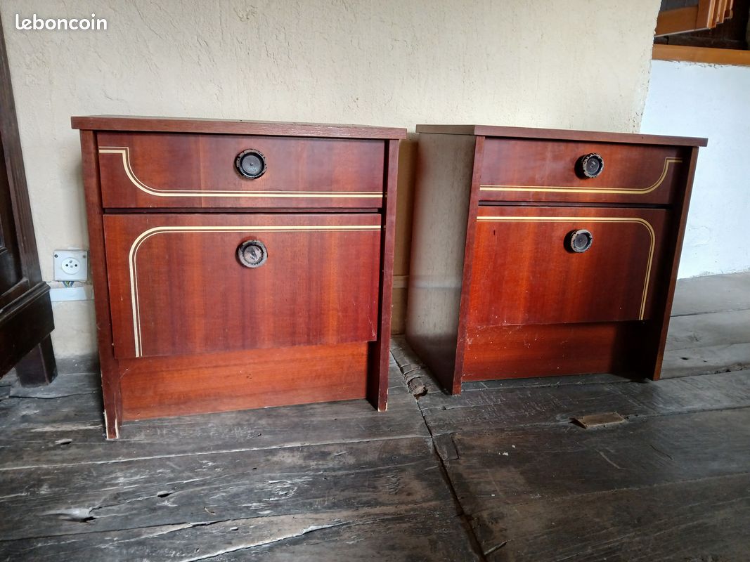 Donne deux chevets vintage (image 1)