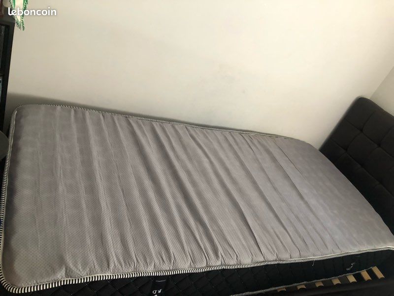 Deux matelas Black Diamond avec leurs sommiers – Excellent état (image 7)
