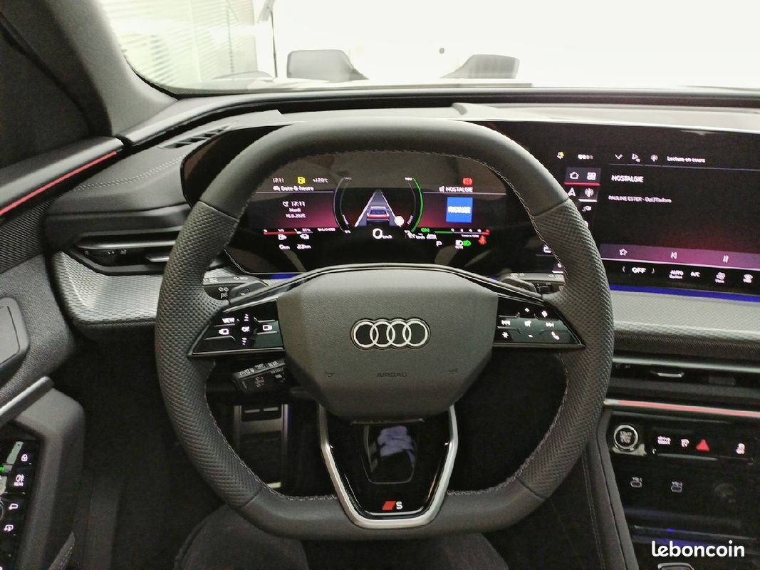 AUDI Q5 e-hybrid 299 ch S tronic 7 Quattro S line (image 11)