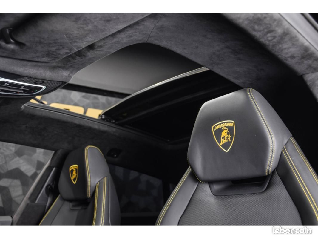 Lamborghini Urus V8 AKRAPOVIC - GRIGIO KERES / CAMERA 360 TOIT OUVRANT (image 14)
