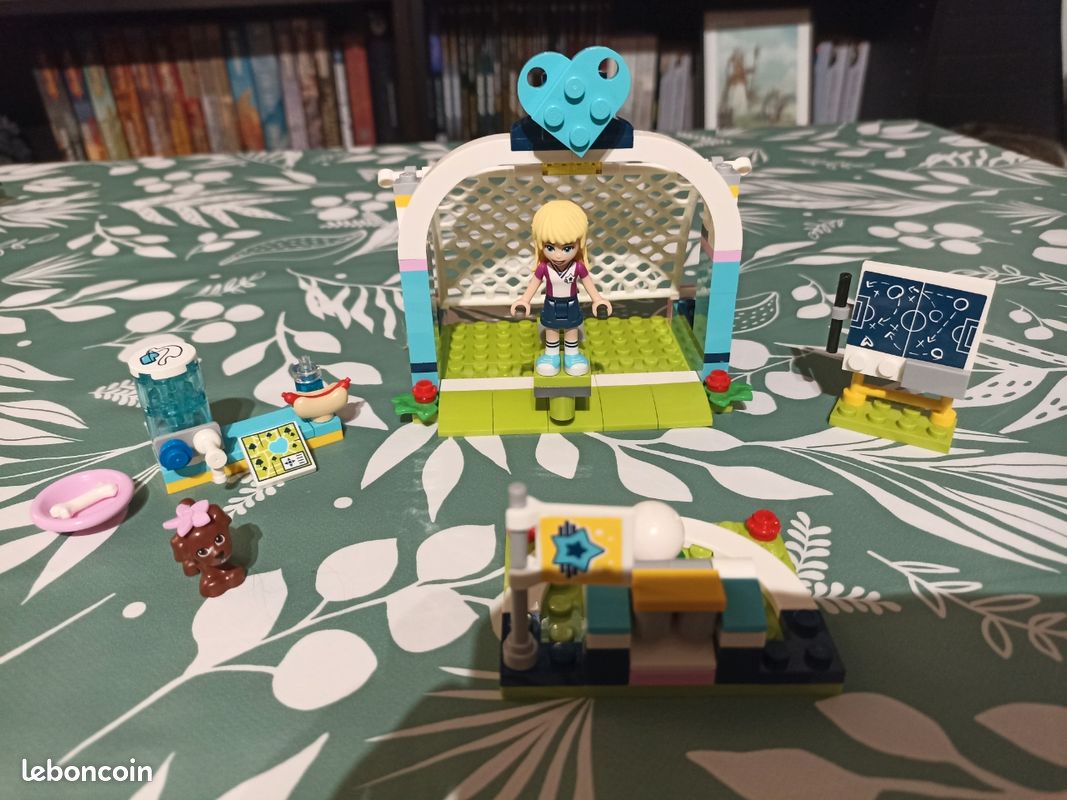 Lego "friends" cage de foot 41330 (image 2)