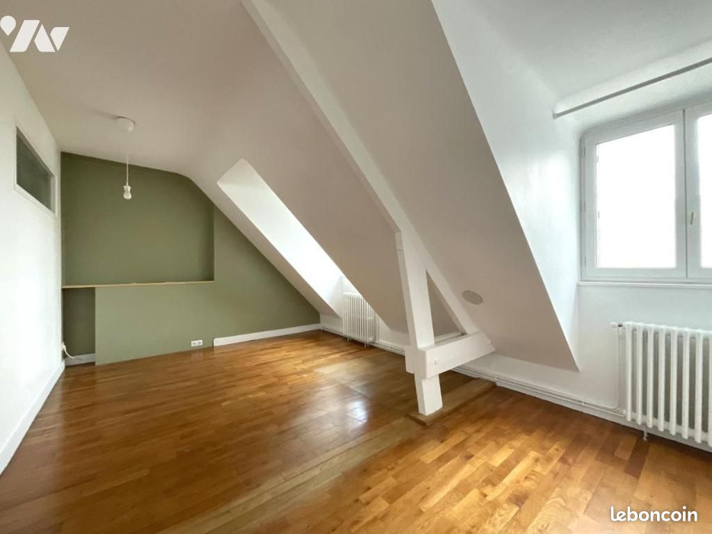 Appartement 5 pièces 117 m² · à Blois · 117 m² · 1 120 €