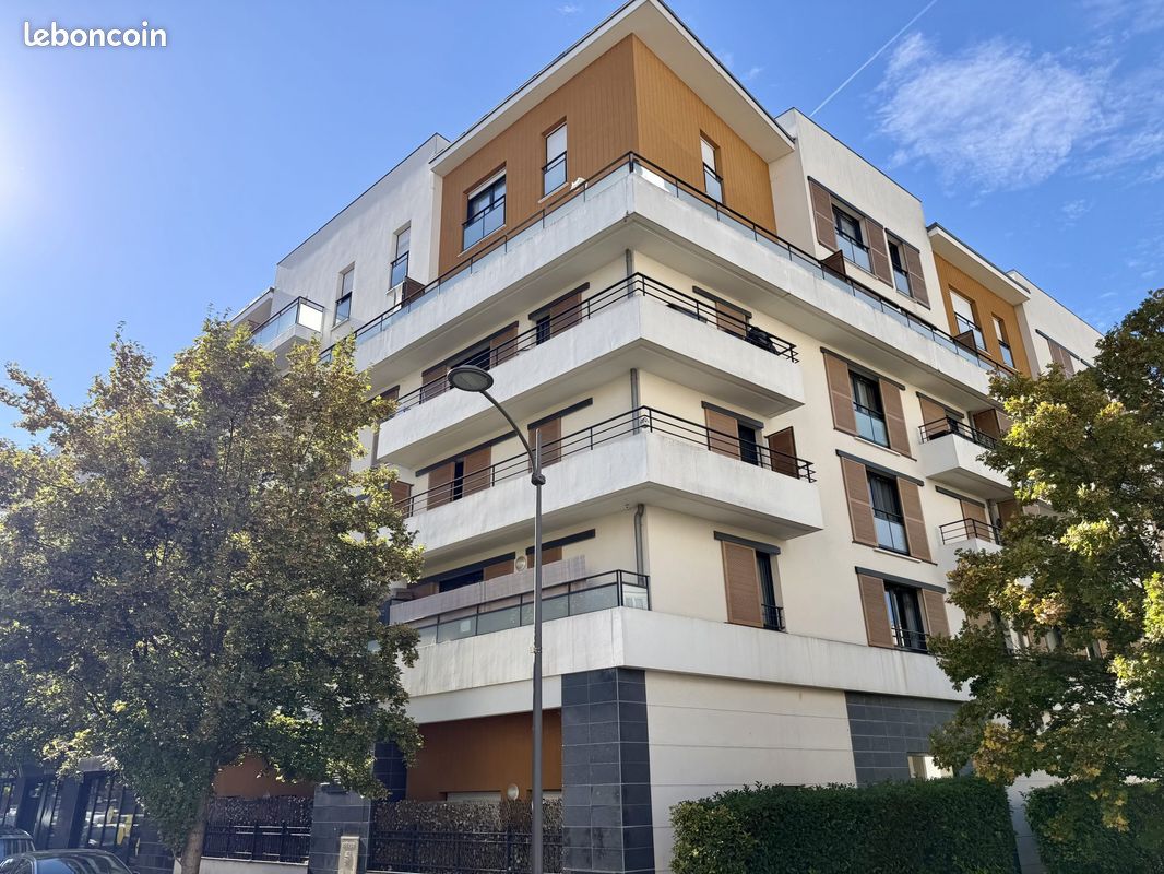 Appartement 2 pièces 43 m² · à Deuil-la-Barre · 43 m² · 182 000 €