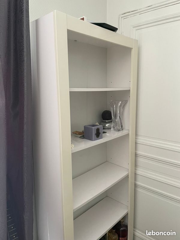 Vends bibliothèque blanche laquée en très bon état (image 3)