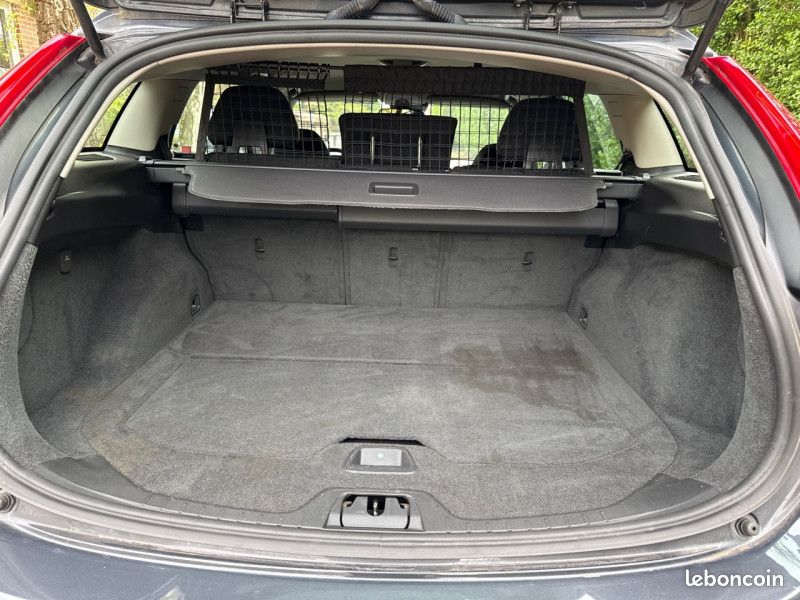 Volvo V60 T3 150CH MOMENTUM - 76.000KM * 1ERE MAIN * GARANTIE (image 20)