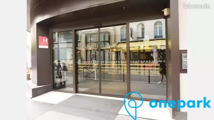 Parking 12 m² · à Paris · 12 m² · 176 €/mois