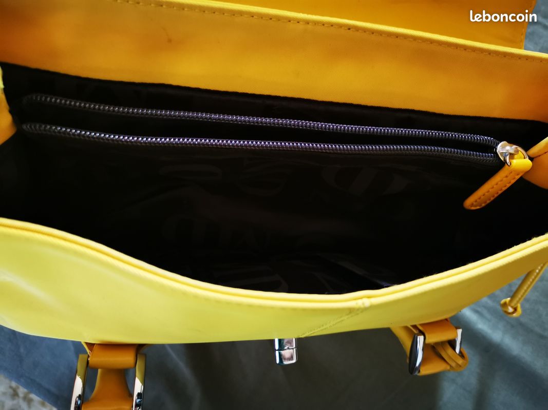 Sac à mains (image 4)