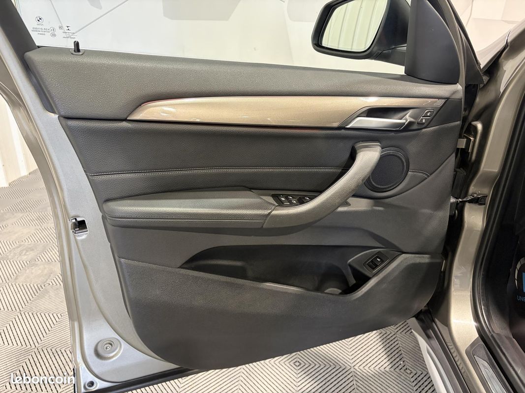 BMW X1 sDrive 18i 136 ch BVA8 F48 xLine (image 20)