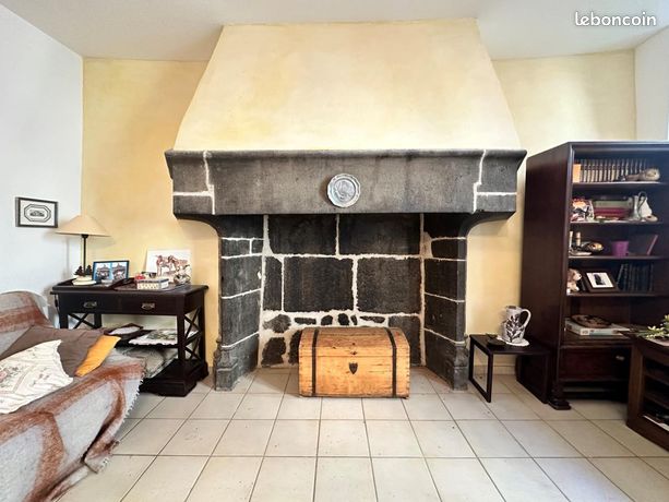 Appartement 120 m² Saint-Flour