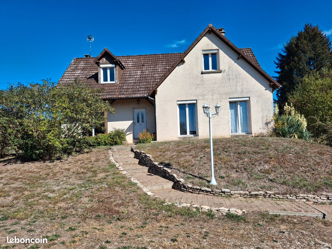Maison 8 pièces 188 m² · à Héry · 188 m² · 239 000 €