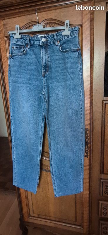 Pantalon jean taille 44 (image 1)