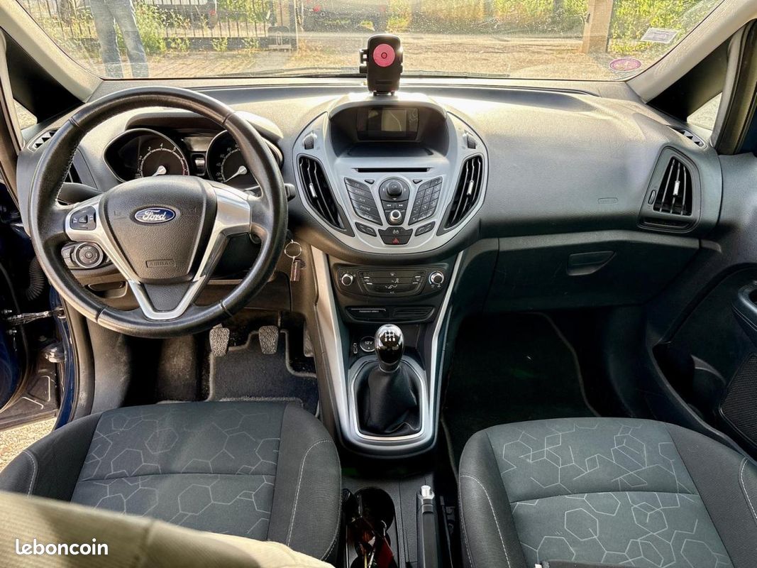FORD B-MAX 1.4i - 90 Trend (image 2)