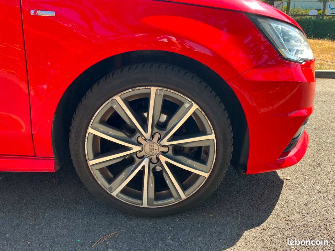AUDI A1 1.0 TFSI ultra 95 S line (image 10)
