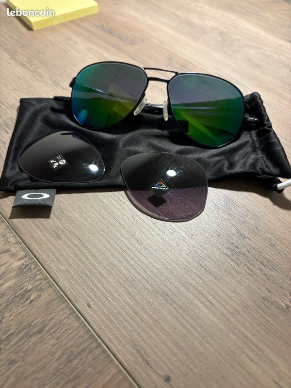 Lunette de soleil Oakley (image 3)