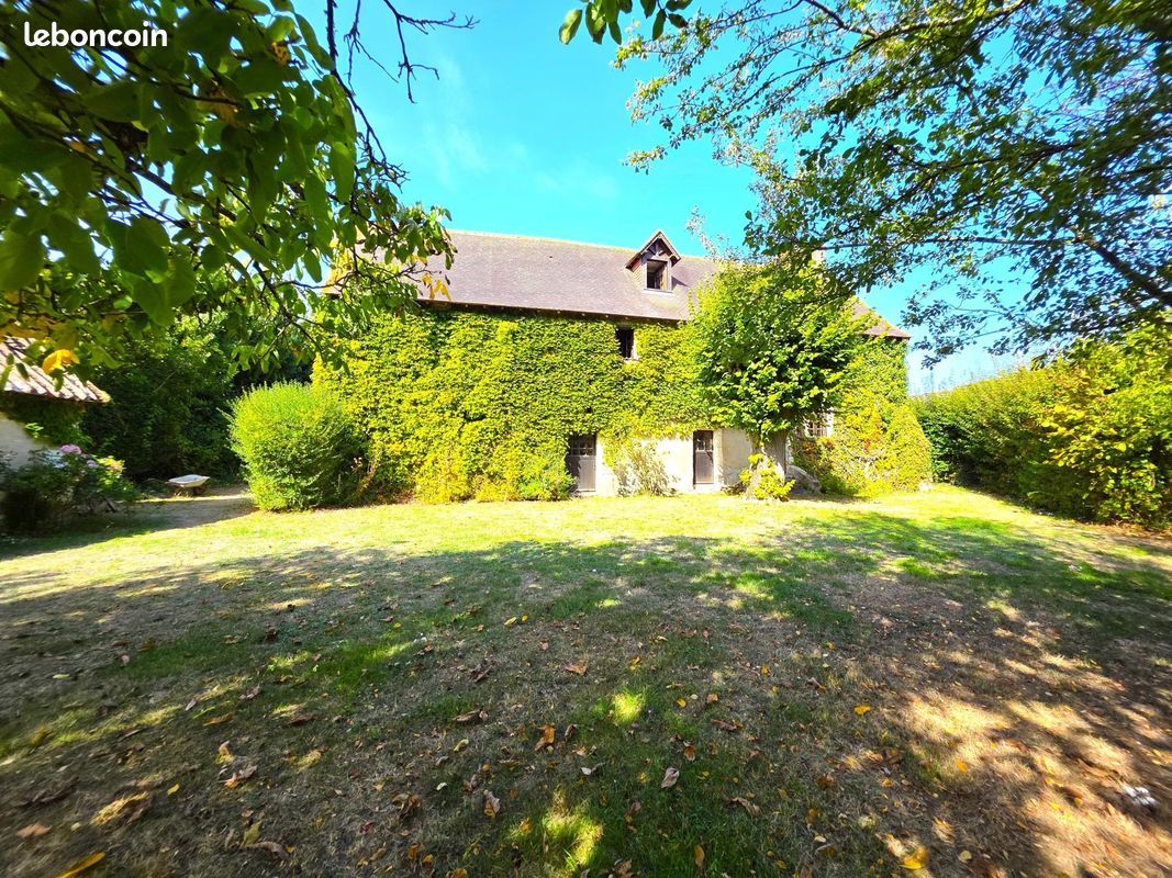Maison 8 pièces 225 m² · à Baugé-en-Anjou · 225 m² · 292 000 €