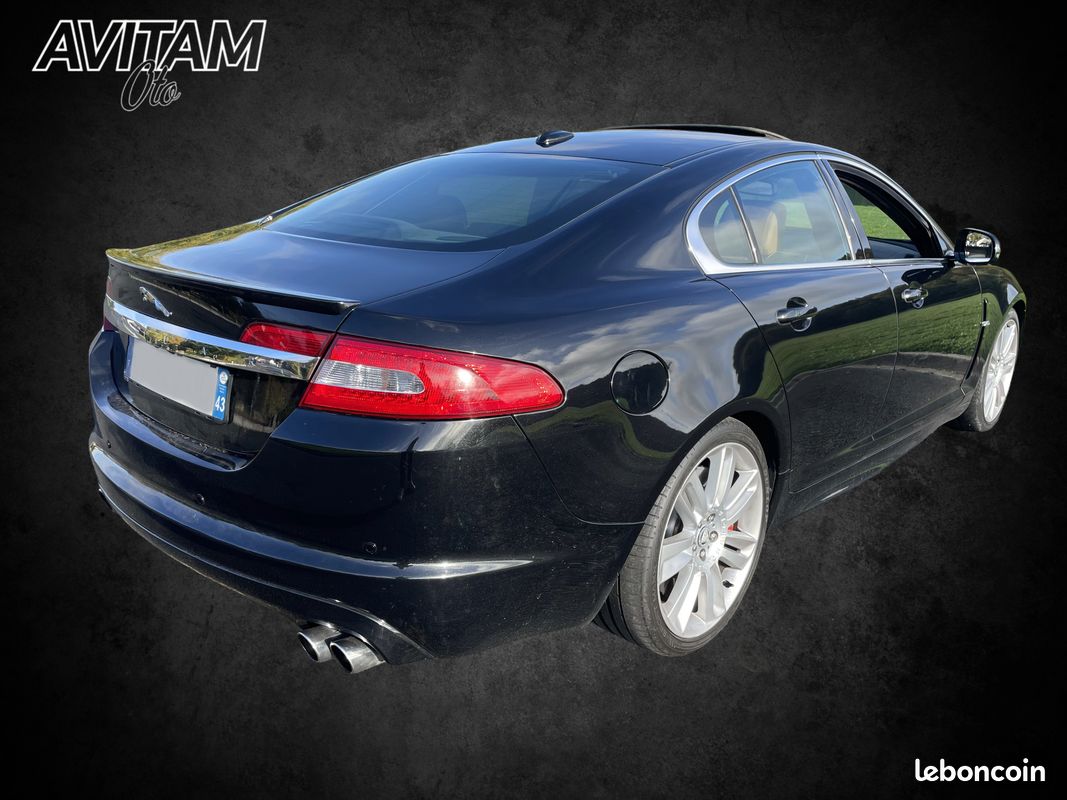 Jaguar XFR 5.0 V8 - Toit ouvrant - B&W - Alcantara (image 2)