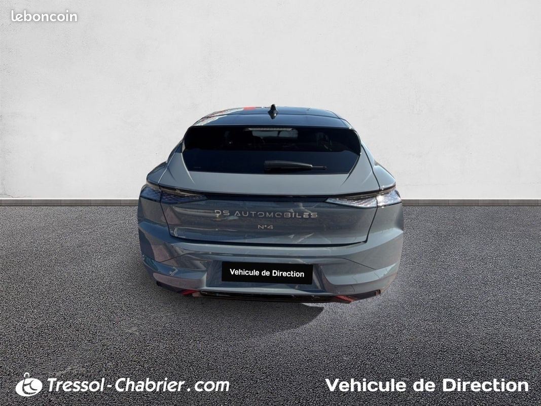 DS N°4 Hybride 145 e-DCT6 Etoile - Alcantara (image 3)