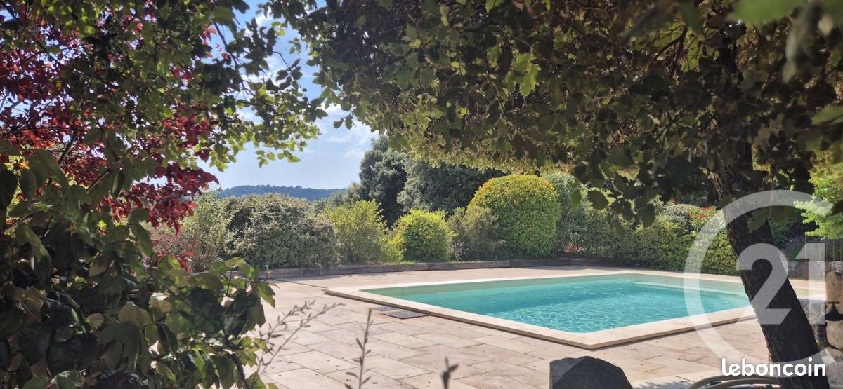 Maison 5 pièces 168 m² · à Fox-Amphoux · 168 m² · 480 000 €