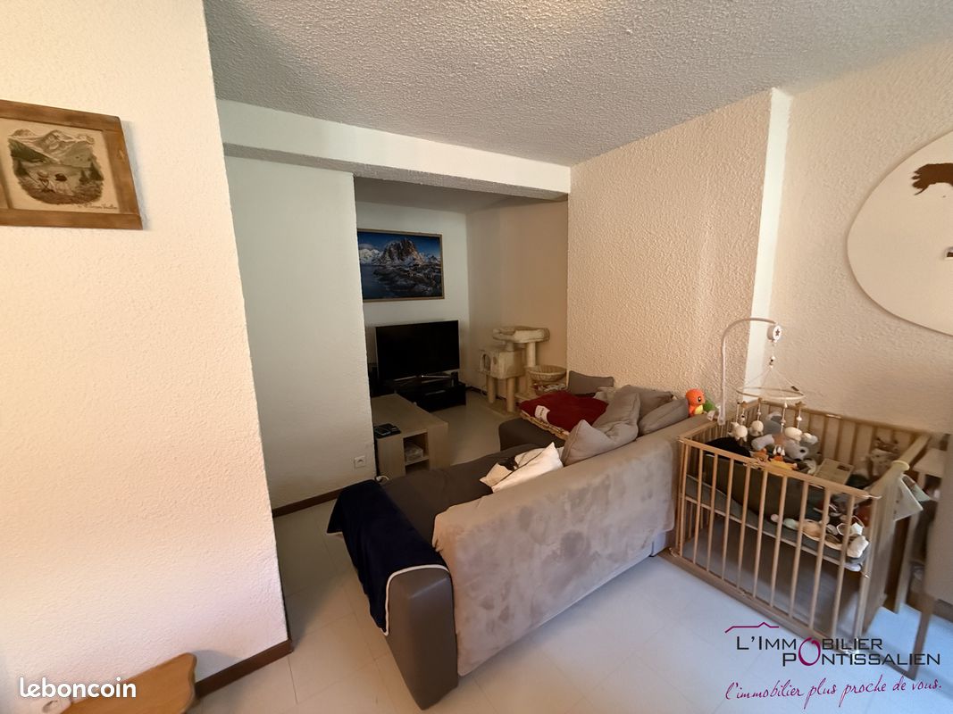 Appartement a louer pontarlier - 2 pièce(s) - 67 m2 - Surfyn