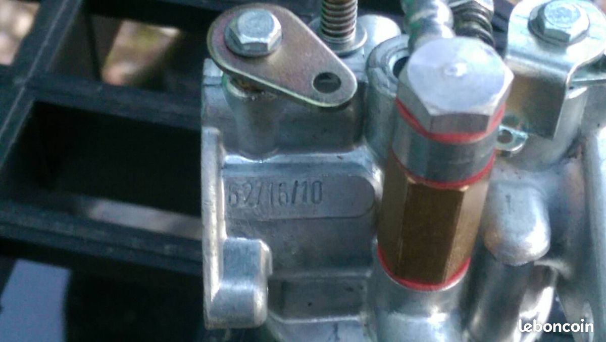 Carburateur neuf (image 2)