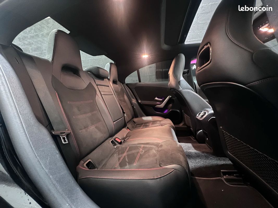 Mercedes-Benz CLASSE CLA 250e AMG Line - Suivi chez Mercedes - Full Options - Camera 360° - Carplay - Toit Ouvrant - Sieges avant Chauffants - Affichage tête haute (image 14)