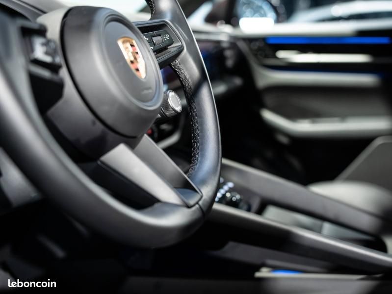 Porsche Macan 408ch 4 MY25 (image 30)