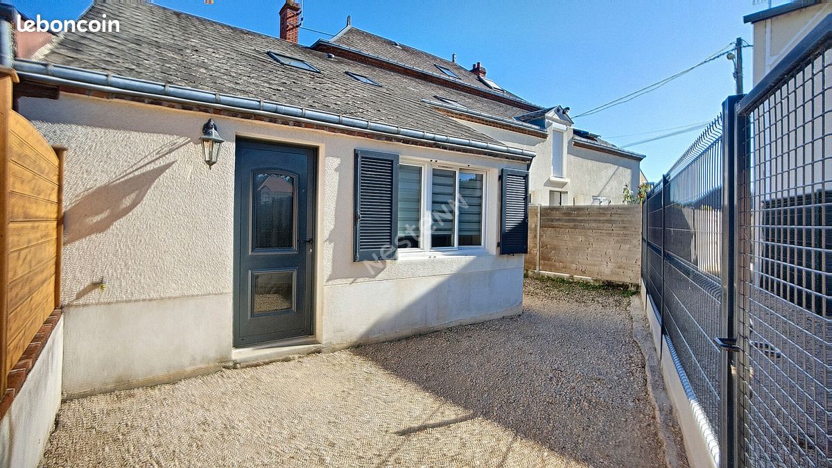 Maison 3 pièces 63 m² · à Saint-Pryvé-Saint-Mesmin · 63 m² · 835 €