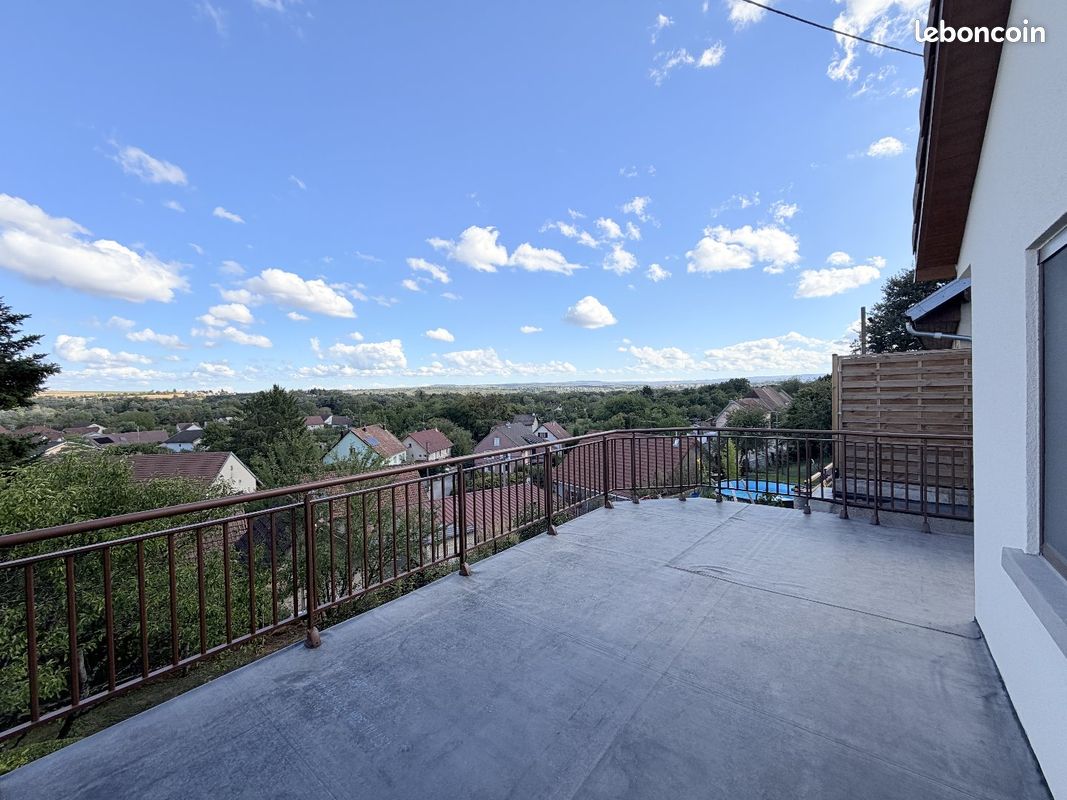 Maison 5 pièces 116 m² · à Étupes · 116 m² · 280 000 €